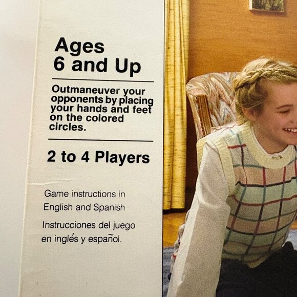 Twister Board Game 1987 MB Milton Bradley Ages 6+ 2-4 Players Classic Family Fun - Picture 4 of 10